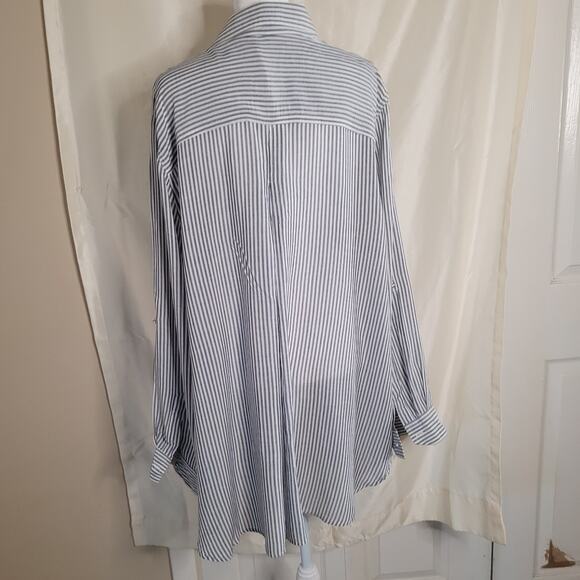Velvet Heart Blue Striped Button Down Shirt - 3XL - Picture 10 of 16